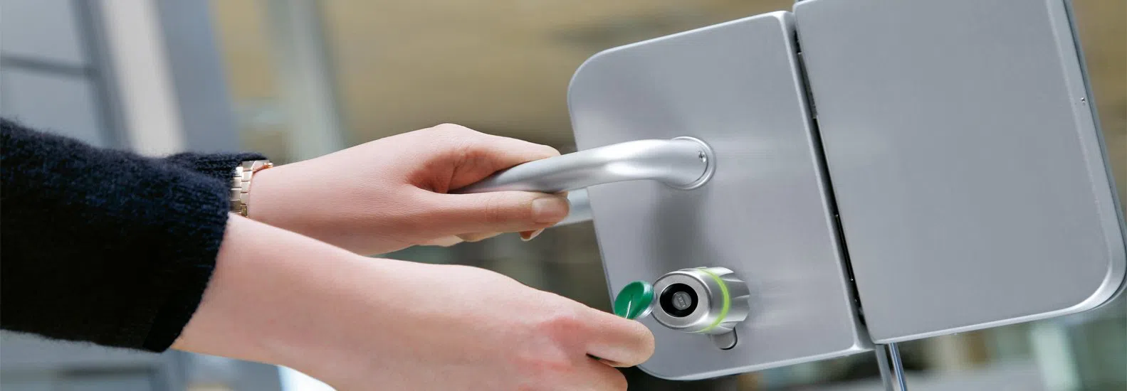 Master Locksmith Store Chicago, IL 312-288-7665 - push-bars